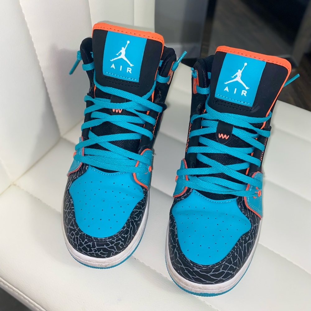 BLUE ORANGE JORDAN 23 5.5